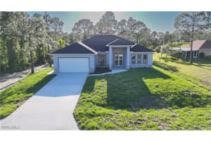 677 Delmonico St, Lehigh Acres
