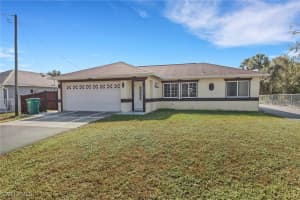 2420 6th Avenue, Naples, FL 34117 - MLS#225037943