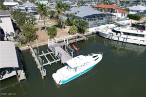 18233 Cutlass Drive, Fort Myers Beach, FL 33931 - MLS#225038009