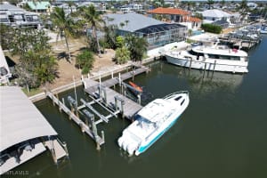 18233 Cutlass Drive, Fort Myers Beach, FL 33931 - MLS#225038009