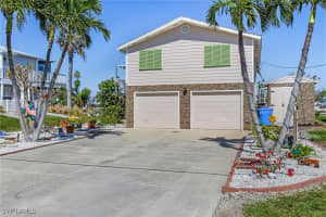 3374 York Road, St James City, FL 33956 - MLS#225038033