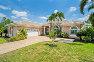 2201 Hampstead Ct, Lehigh Acres
