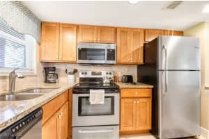 100 Forest Lakes Boulevard, Naples, FL 34105 Sold 08/08/25