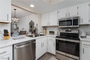 1014 Manatee Road, Naples, FL 34114 - MLS#225038088