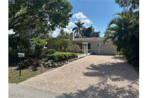 1160 Diana Ave, Naples, FL 34103, Sold 02/11/25