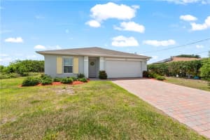 7010 Beaver Circle, Labelle, FL 33935 Sold 07/07/25