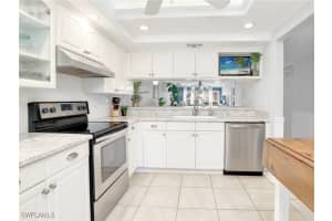 4230 Jack Frost Court, Naples, FL 34112 - MLS#225038167