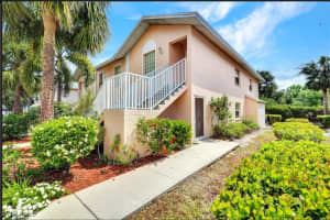 26693 Little John Ct 70, Bonita Springs