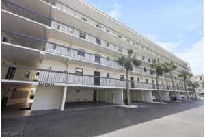 995 Anglers Cv N303, Marco Island