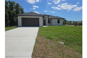 5327 Beauty St, Lehigh Acres