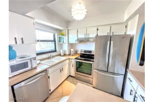 995 Anglers Cove, Marco Island, FL 34145 - MLS#225038279