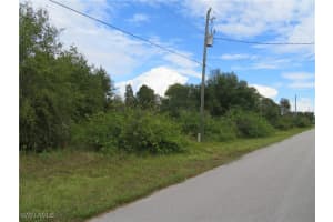 2028 Wanda Avenue, Lehigh Acres, FL 33971 Sold 10/24/25