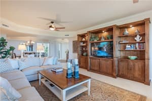 7117 Pelican Bay Boulevard, Naples, FL 34108 - MLS#225038316