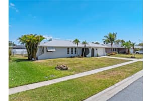 6874 Carmelle Drive, Fort Myers, FL 33919 Sold 07/21/25