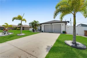 202 Ne 16th Ter Cape Coral, FL 33909 - Off Market