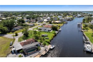 2106 E Tobago Cir, Fort Myers