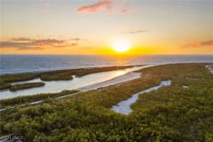 440 Seaview Court, Marco Island, FL 34145 - MLS#225038399