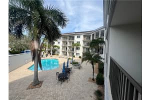1100 Pine Ridge Rd B206, Naples