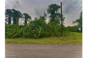 7501 Sara Avenue, Lehigh Acres, FL 33971 - MLS#225038440