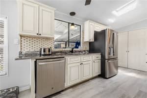 9105 Flamingo Circle, North Fort Myers, FL 33903 - MLS#225038455