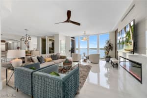 700 La Peninsula Boulevard, Naples, FL 34113 - MLS#225038470