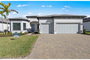 1933 Don Benito Way, Naples