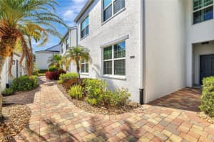5948 Sand Wedge Lane, Naples, FL 34110 Sold 07/09/25