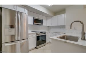 4127 Residence Dr 403, Fort Myers
