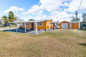 264 Mamie Street, Chokoloskee, FL 34138 Sold 07/28/25