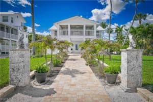 8241 Main Street, Bokeelia, FL 33922 - MLS#225038639