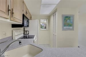 600 Neapolitan Way, Naples, FL 34103 Sold 08/14/25
