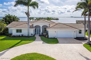 13 Bayview Blvd, Fort Myers Beach