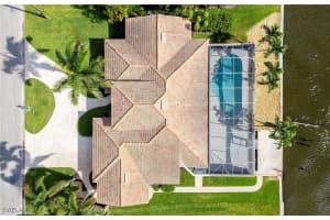 13 Bayview Boulevard, Fort Myers Beach, FL 33931 - MLS#225038784