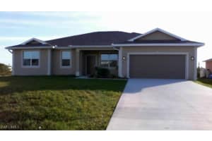 802 Felix Avenue, Lehigh Acres, FL 33971 - MLS#225038813