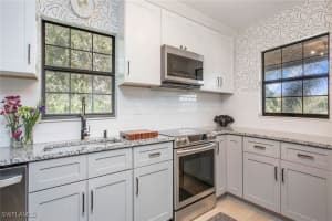 5238 Treetops Dr L201, Naples
