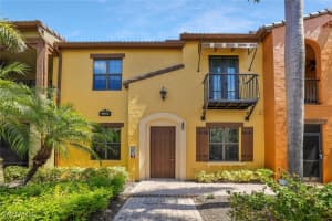 9054 Capistrano St N 4003, Naples