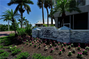 145 Barefoot Circle, Bonita Springs, FL 34134 - MLS#225038941