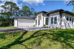 219 33rd Avenue, Naples, FL 34120 - MLS#225038961