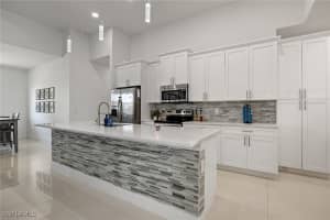 2125 Ne 17th St, Cape Coral