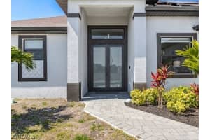 2125 17th Street, Cape Coral, FL 33909 - MLS#225039015