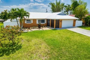 918 Gleason Parkway, Cape Coral, FL 33914 Sold 06/06/25