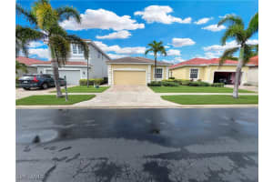 8799 Spring Mountain Way, Fort Myers