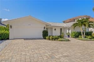 1400 MARLIN Drive, Naples, FL 34102 - MLS#225039177