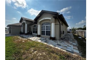 3315 37th Street, Lehigh Acres, FL 33976 - MLS#225039203