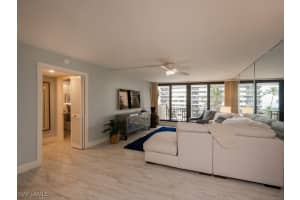 4001 Gulf Shore Boulevard, Naples, FL 34103 - MLS#225039248