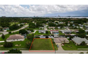 4710 Gulf Avenue, North Fort Myers, FL 33903 Sold 06/18/25