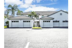 2110 Cay Lagoon Drive, Naples, FL 34109 - MLS#225039286