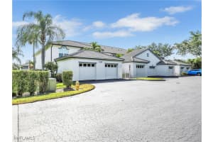 2110 Cay Lagoon Drive, Naples, FL 34109 - MLS#225039286