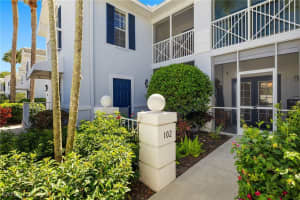 7087 Barrington Cir 102, Naples
