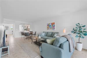 354 Charlemagne Blvd E204, Naples